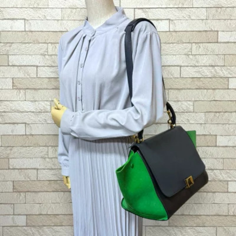 Celine Trapeze Shoulder Bag Leather Black - Picture 2 of 8